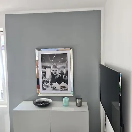 City-Apartment, Zentral, Krefeld & Netflix Eksteriør billede