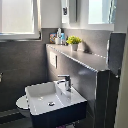 City-Apartment, Zentral, Krefeld & Netflix Eksteriør billede